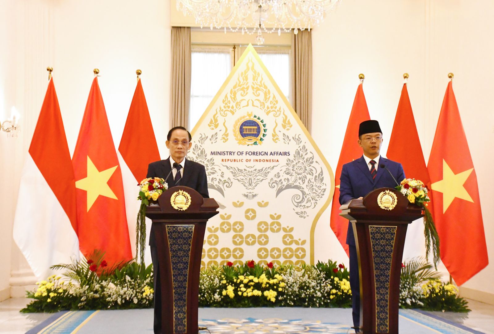 Bộ trưởng Ngoại giao Lê Hoài Trung thăm Indonesia và đồng chủ trì Kỳ họp lần thứ 6 Ủy ban hợp tác song phương Việt Nam-Indonesia